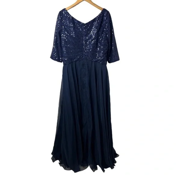 La Femme Chiffon and Sequin A Line Gown Faux Wrap 3/4 Sleeve Navy Blue Size 16 - Picture 5 of 10